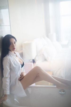 女幽灵